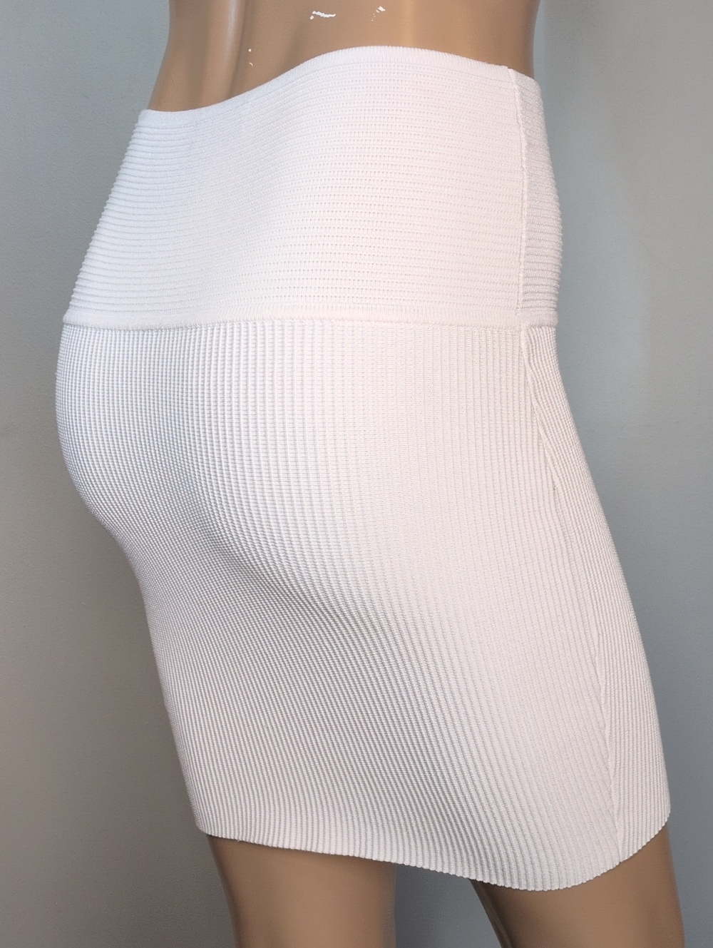 Babaton Sculpt Knit Mini Skirt Bodycon White Womens Medium Fitted High Waist - Picture 7 of 10